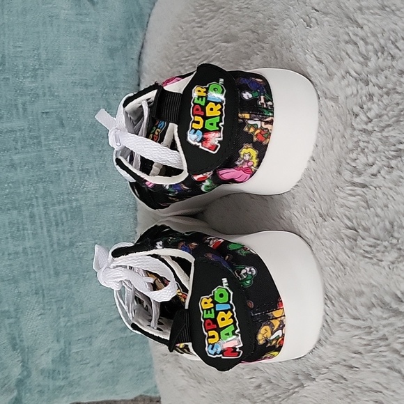 Ground Up Official Nintendo Super Mario Shoes - Picture 11 of 15